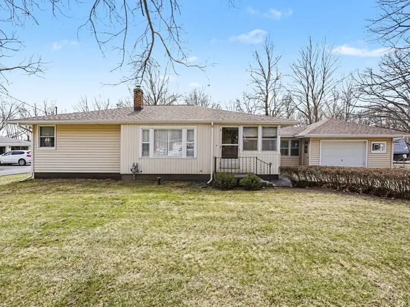 1728 Vinecroft St NW, Grand Rapids, MI 49544