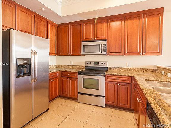 3rd image of 3001 NE 185th St APT 624