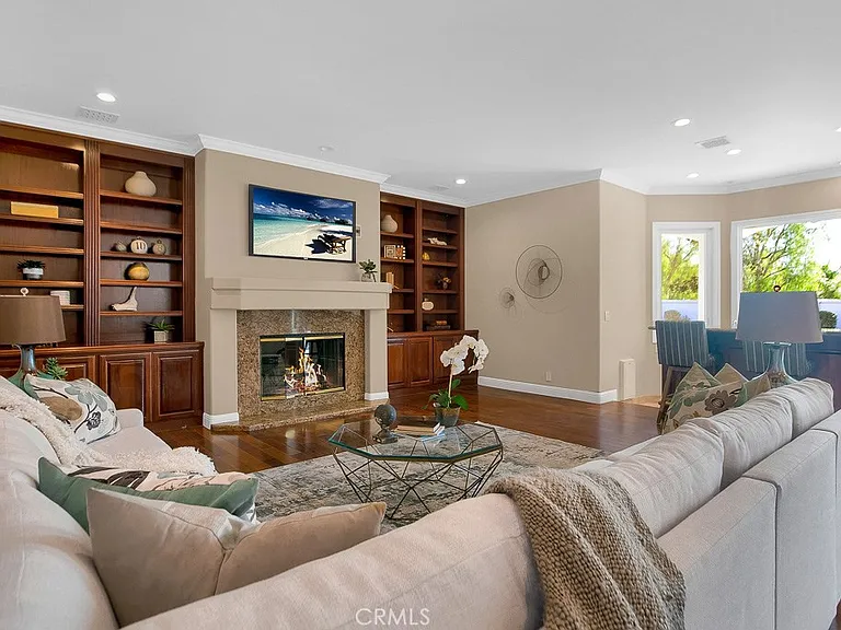 25504 Colette Way — Photo 9