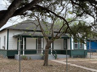 142 NW 6th St, Premont, TX 78375