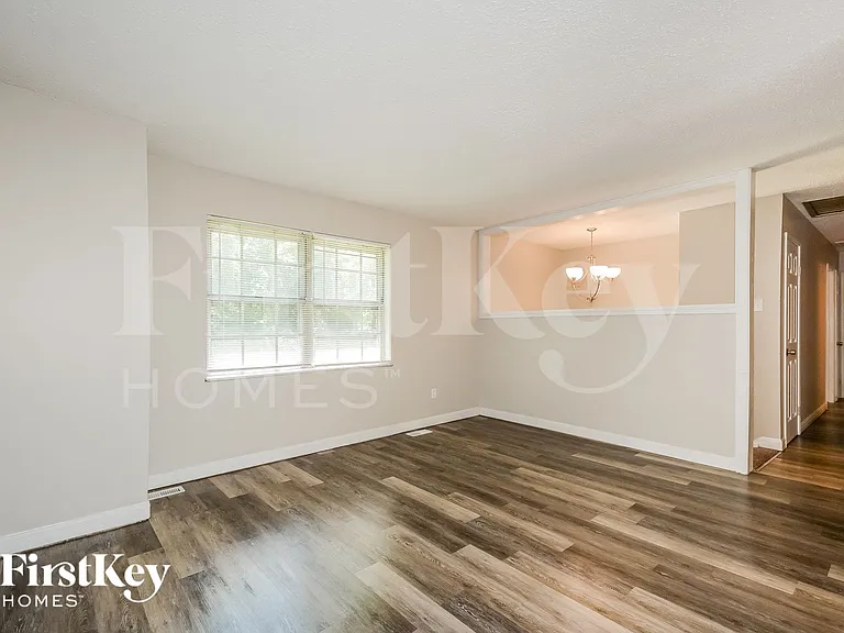 1835 Stilton Ct — Photo 8
