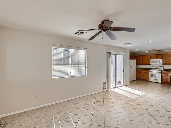 5th image of 10339 Faustine Ave #0