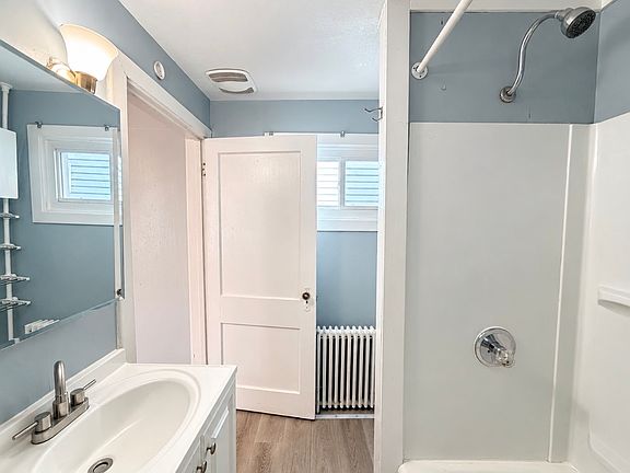 5th image of 26 Shields Ave #1