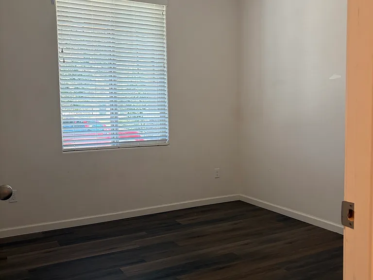 3305 S Meadowbrook St — Photo 15