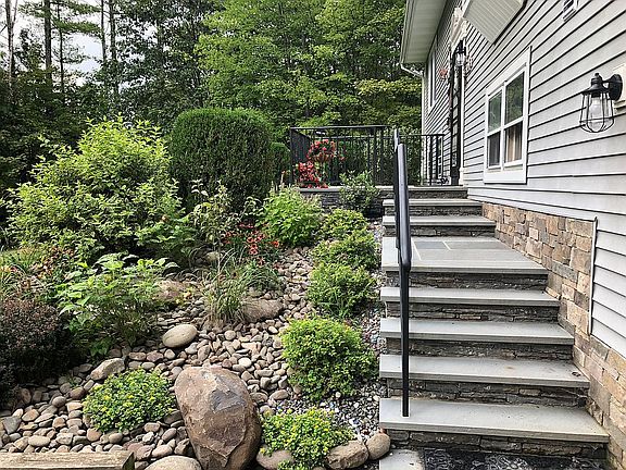 Front stairway to front door