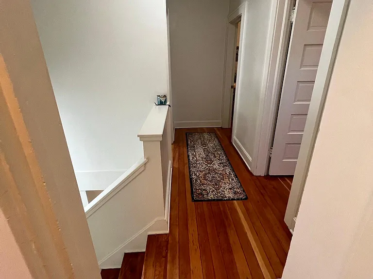 531 Federal Ave E — Photo 32