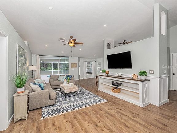 4th image of 4346 S San Mateo Dr