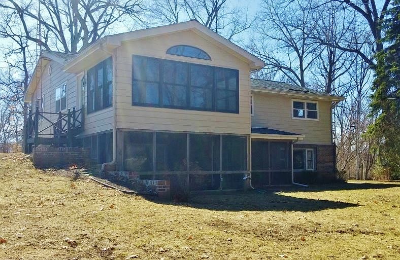 1st image of 11590 N Lakeside Dr