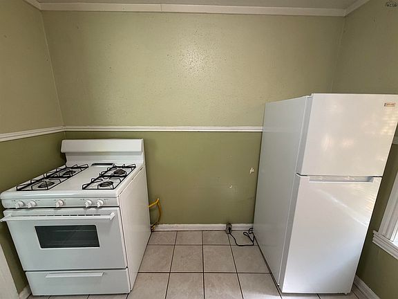 5th image of 3205 10th St