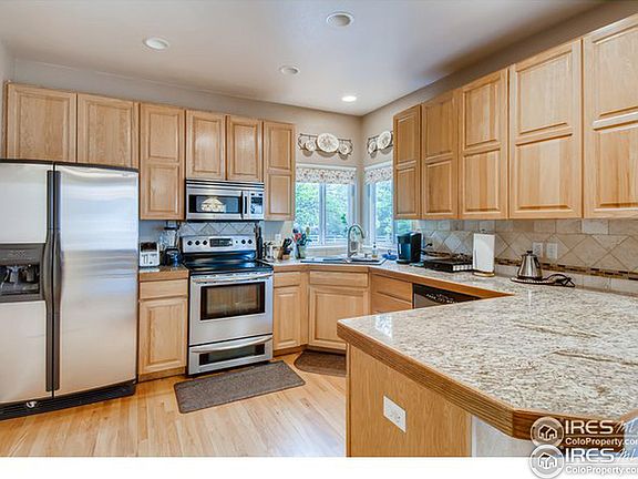 5th image of 301 Teal Ct