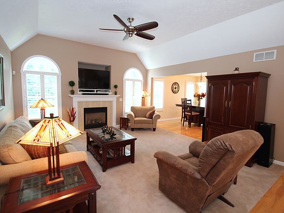 5th image of 107 Parkway Dr