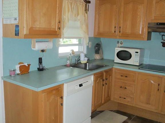 3rd image of 600D Lake Point Dr #100D