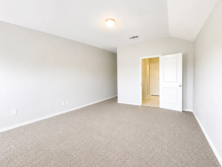 819 Rustic Way — Photo 10