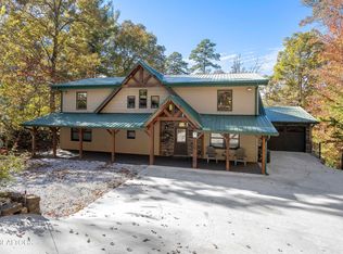 1039 Cove Pointe Rd, La Follette, TN 37766