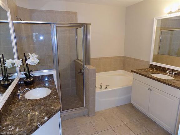 5th image of 10221 Olivewood Way Unit 155