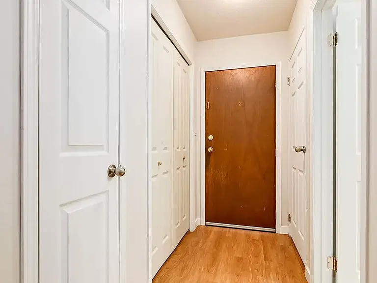 5104 56th Ave #102 — Photo 9