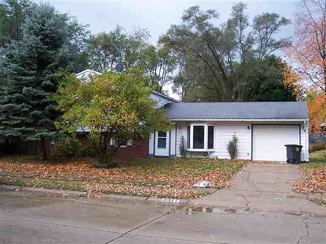 1st image of 3917 Eastmont Dr