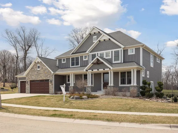 2989 Monarch Ln SW, Rochester, MN 55902