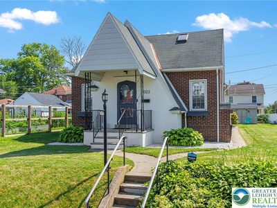 1023 N Saint Elmo St, Allentown, PA, 18104