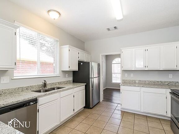 3rd image of 1320 Mustang Dr