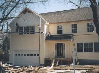 150 Bullard St, Fairfield, CT 06432