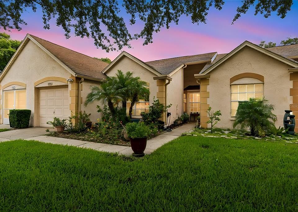 1st image of 11512 VERSAILLES LANE #11512