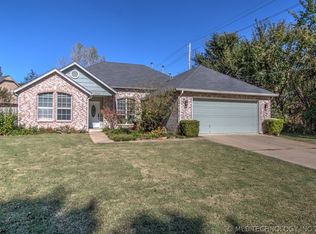 8902 S 92nd East Pl, Tulsa, OK 74133