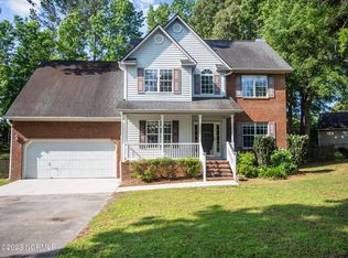 125 Dockside Dr, Jacksonville, NC 28546