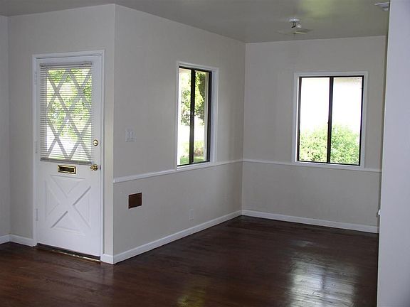 dining area@different angle