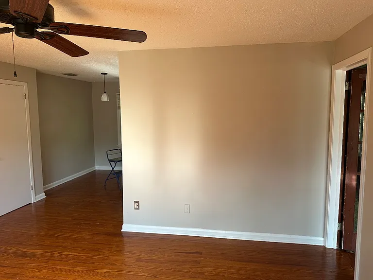 1024 Michigan Dr E — Photo 25