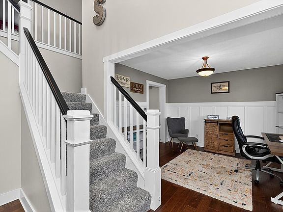 5th image of 57549 Boulder Ct
