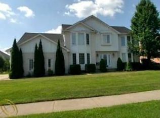 4884 Homestead Dr, Sterling Heights, MI 48314