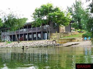 1125 Park Rd, Madison Lake, MN 56063