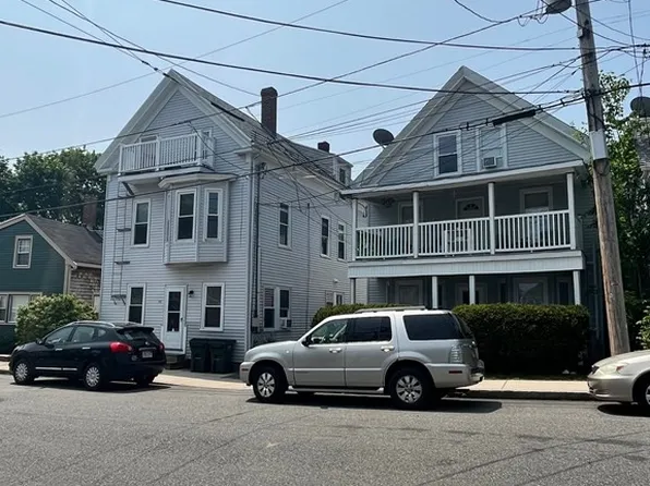 11-13 Aubin St, Amesbury, MA 01913