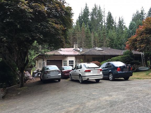 2nd image of 111 Reynvaan Dr
