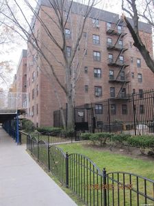 90-11 Northern Blvd #109, Jackson Heights, NY, 11372