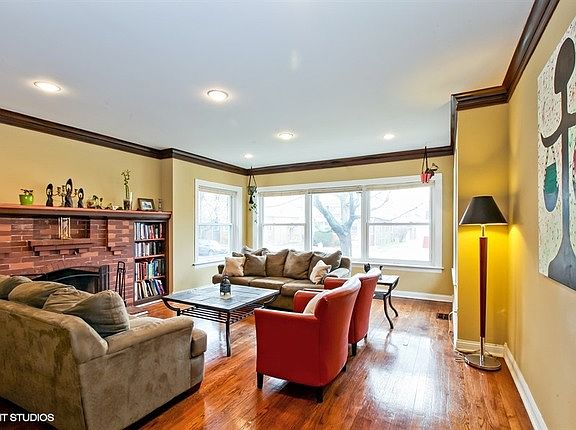 5th image of 7527 S Luella Ave