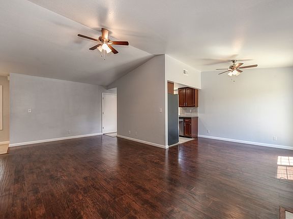 3rd image of 8604 Mellowoods Way