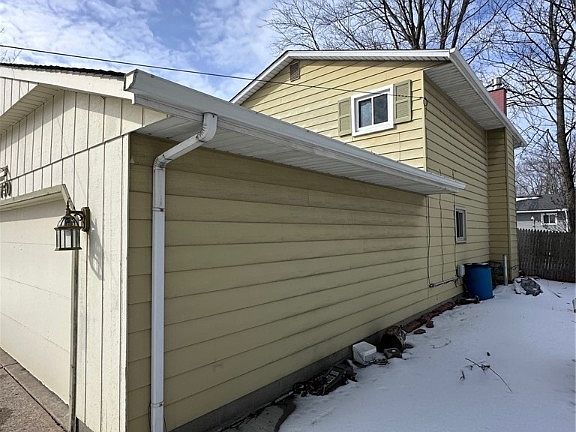 4th image of 750 Robinwood Ave