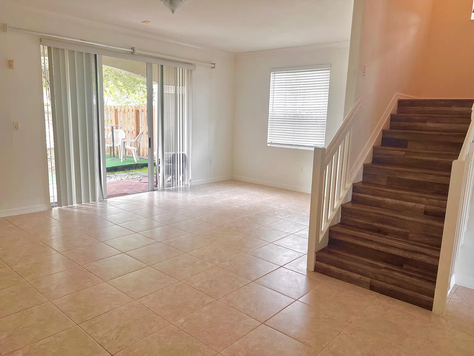 9064 SW 153rd Ct — Photo 3