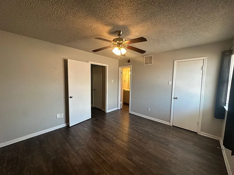 4502 Gaston Ave #119 — Photo 12