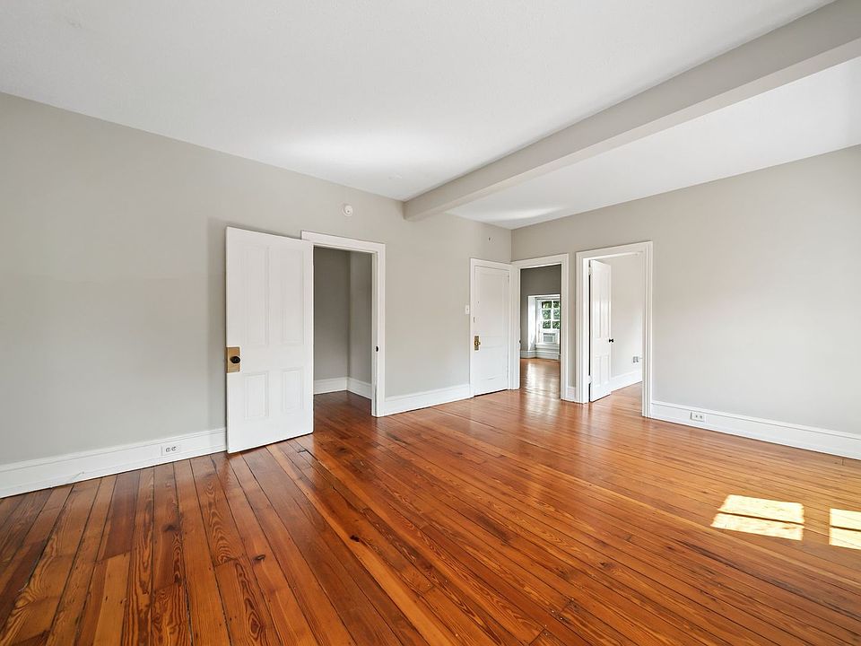 1st image of 201 W Barnard St APT 4