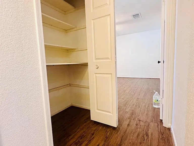 1413 Bonanza Rd #413 — Photo 18