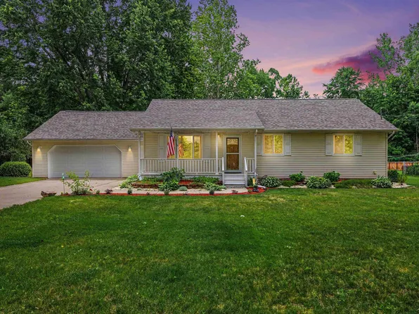 2440 Busch Rd, Birch Run, MI 48415