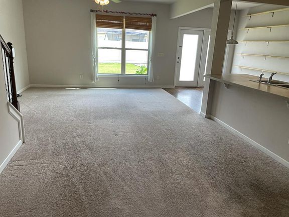 2nd image of 337 Highland Pointe Cir E