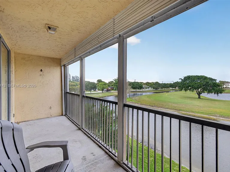 3100 W Rolling Hills Cir #303 — Photo 47