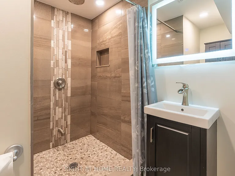 214 Kenilworth Ave S #BASEMENT — Photo 15
