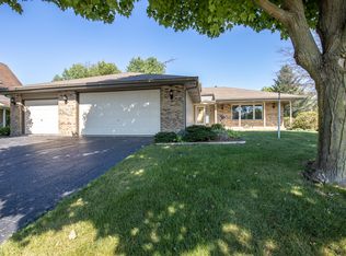 410 Redman Way SW, Poplar Grove, IL 61065