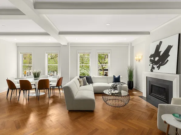 215 W 88th St APT 2G, New York, NY 10024