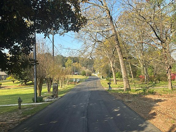 4th image of 3211 Hamilton Rd